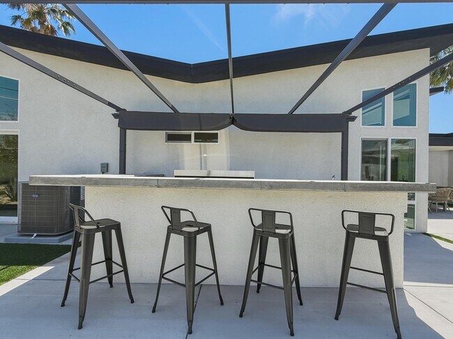 Building Photo - 2197 Jacques Dr