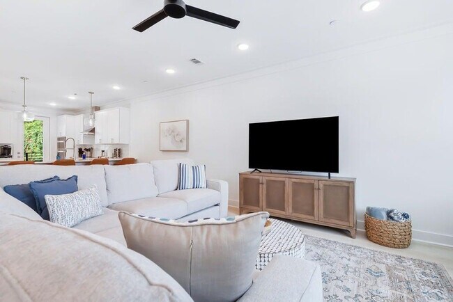 Building Photo - 154 Blue Eden Lp