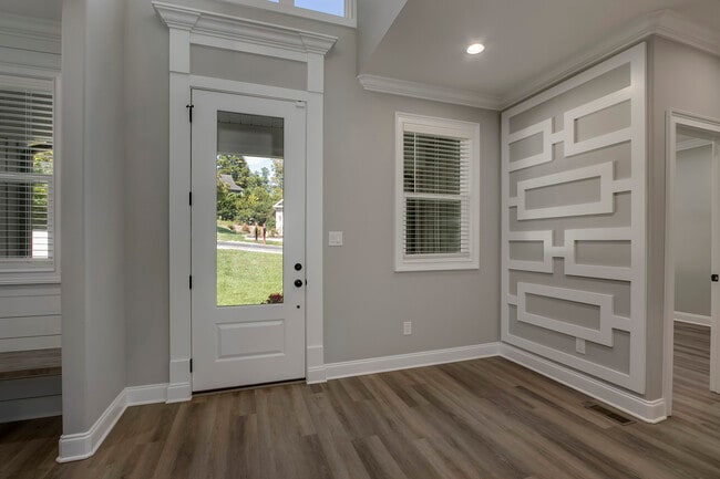 Building Photo - 310 Dudala Way