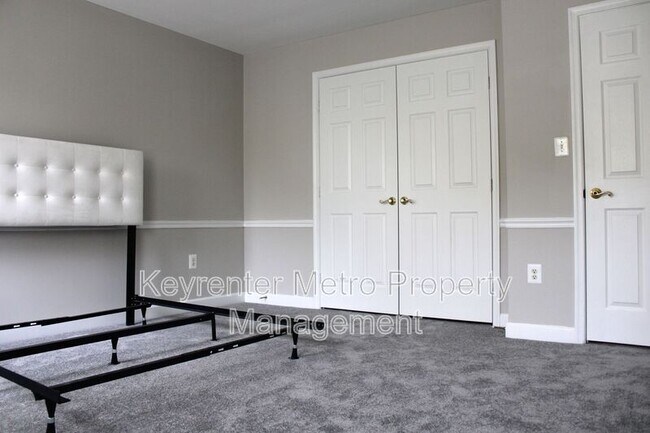 Building Photo - 1614 Albert Dr