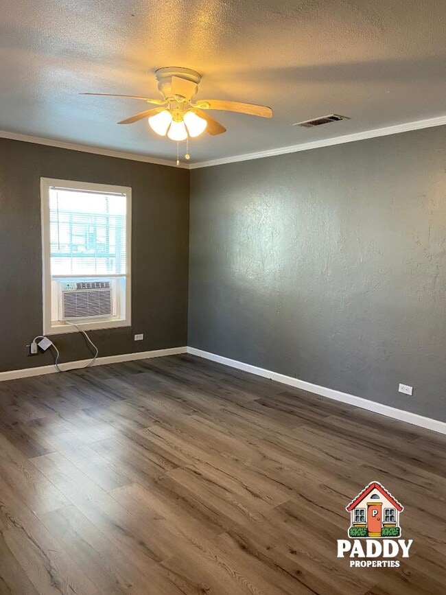 Building Photo - 105 S Lide Ave