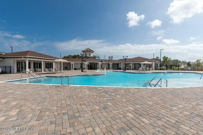 Building Photo - 184 Logrono Ct