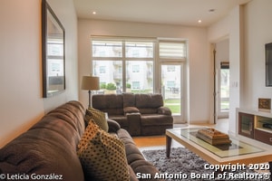 Building Photo - 17902 La Cantera Pkwy