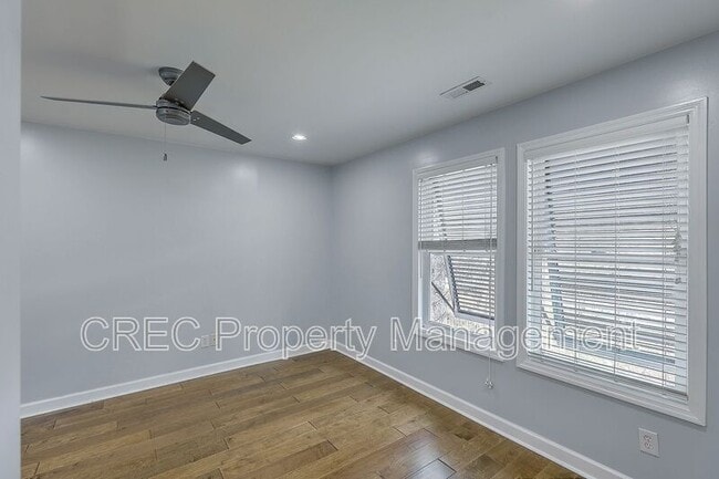 Building Photo - 2882 Mackenzie Ct