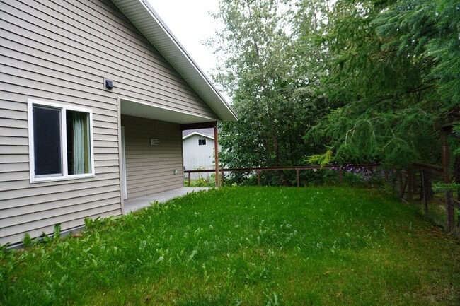 Building Photo - 1705 Resurrection Blvd