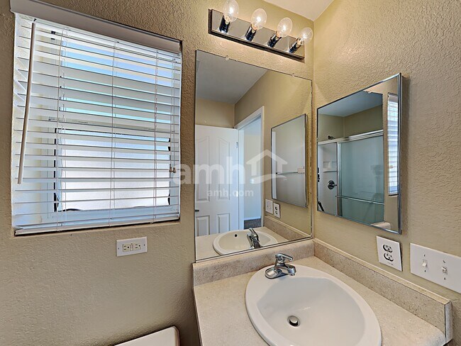 Building Photo - 18732 S Avenida Rio Veloz