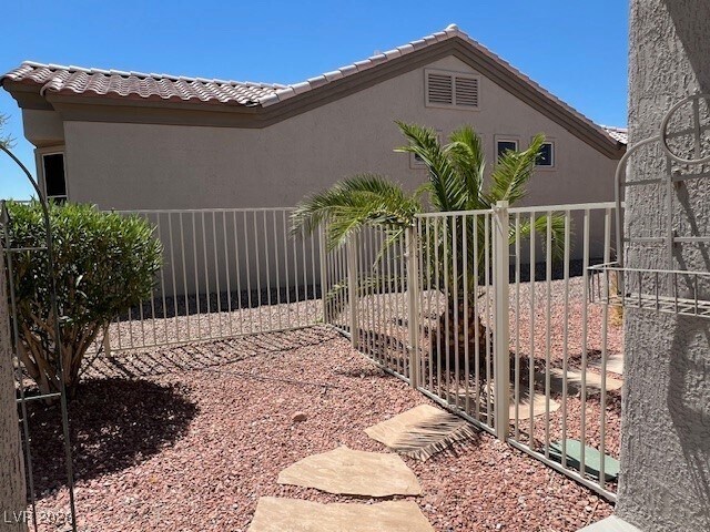 Building Photo - 2020 Hallston St