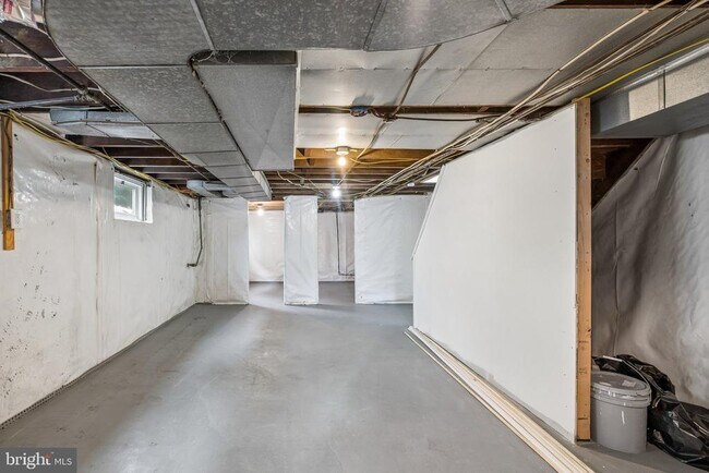 Building Photo - 114 Conestoga Rd