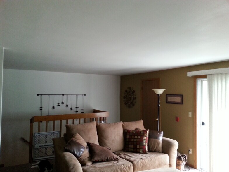 Building Photo - S85W18650 Jean Dr