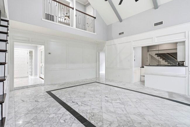 Building Photo - 11507 Del Monte Dr