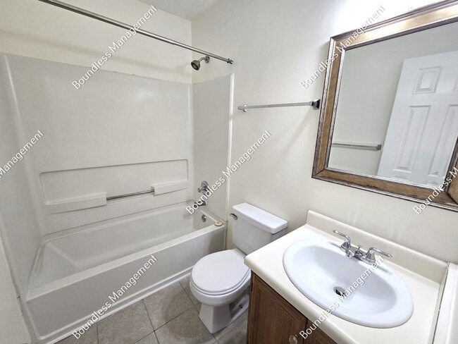 Building Photo - 7064 Grinder Ct