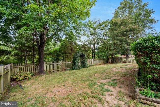 Building Photo - 26161 Rachel Hill Dr