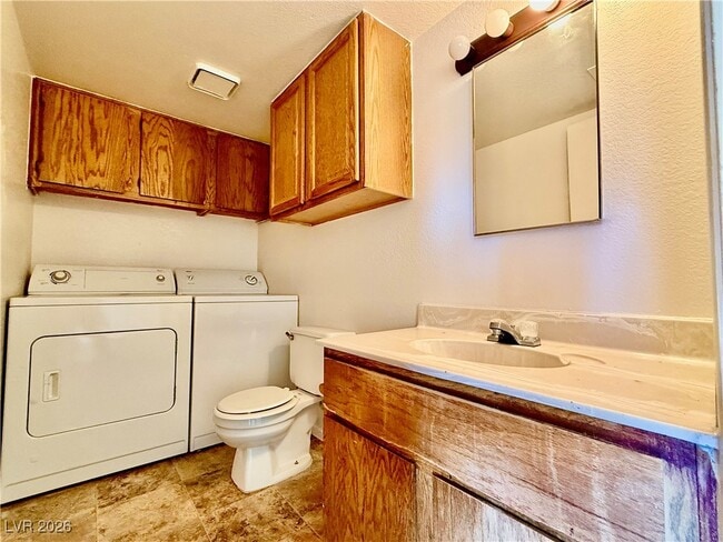 Building Photo - 191 Bel Port Dr