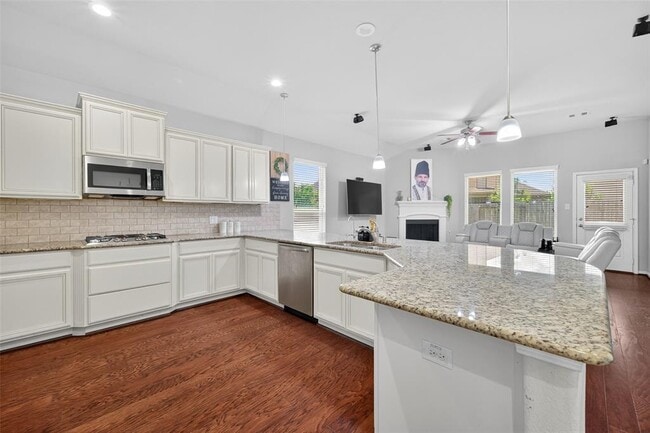 Building Photo - 13935 Manobrook Ct