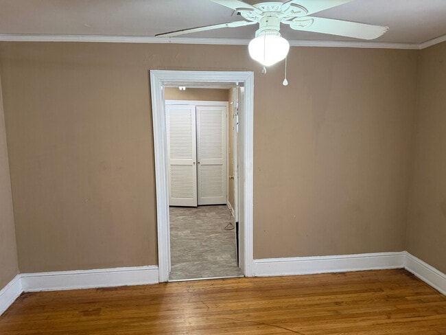 Building Photo - 2414 Poplar St