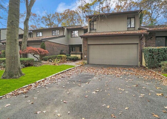 Building Photo - 277 Vista Dr