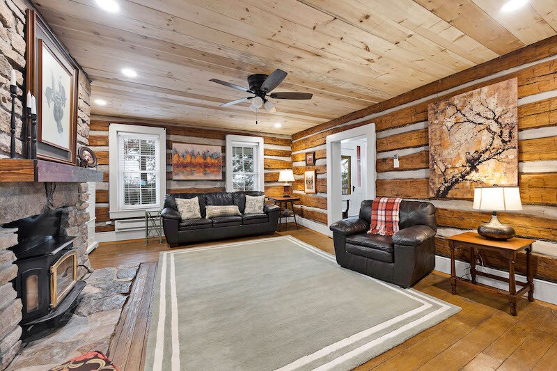 Building Photo - 1612 N Miles St