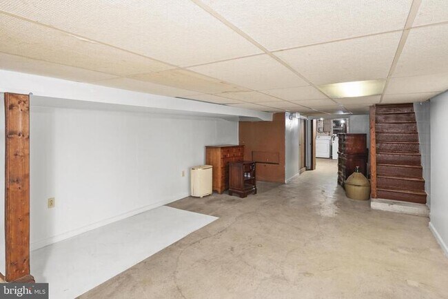 Building Photo - 22 S Highland Ave