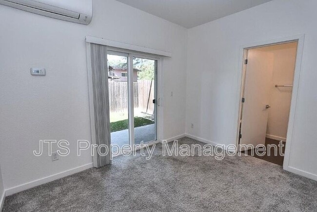 Building Photo - 396 Midstream Ln