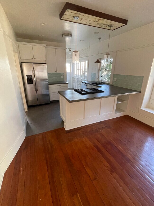 Building Photo - 1234 24th St