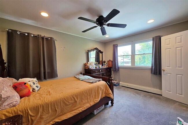 Building Photo - 110 Briarwood Ln