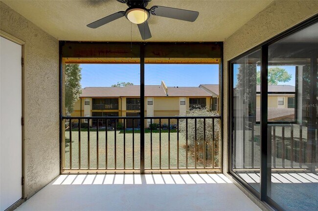 Building Photo - 12293 Sailwinds Dr