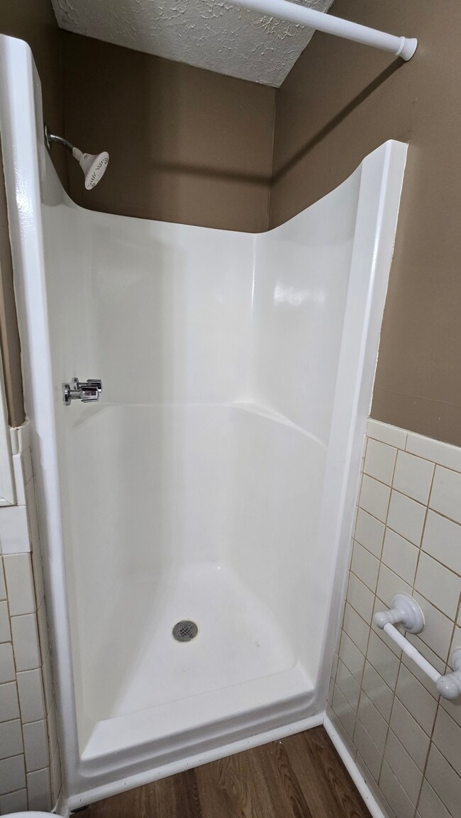 Building Photo - 2207 Mt Vernon Rd