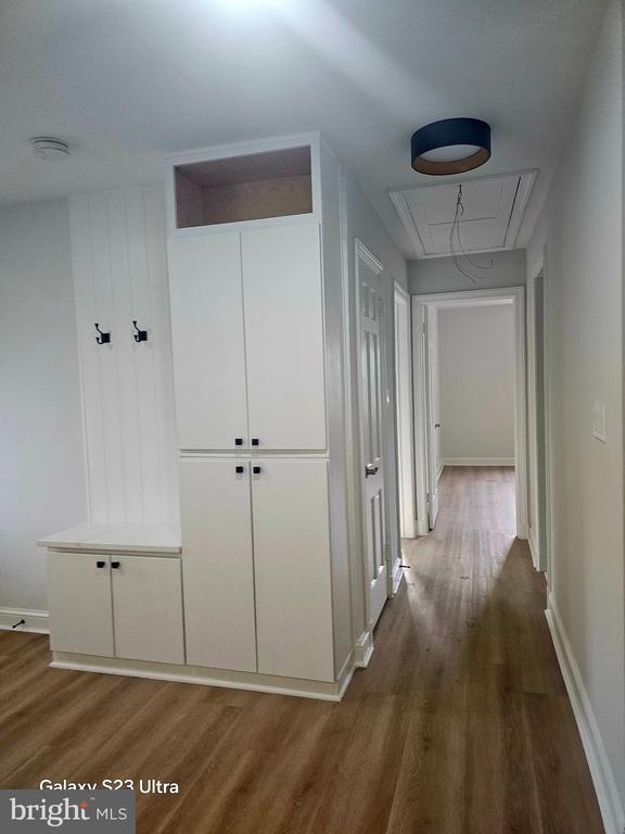 Building Photo - 4949 Old Dominion Dr