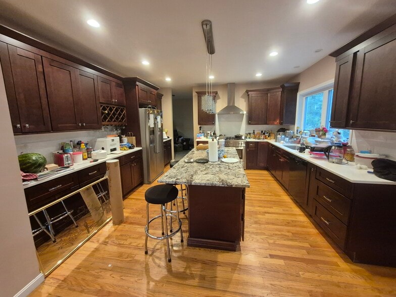 Primary Photo - 2 Terrace Ave