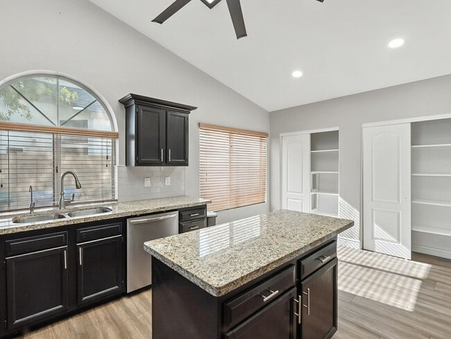 Building Photo - 3535 E Covina St
