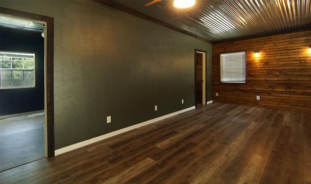 Building Photo - 4300 Burleson Retta Rd