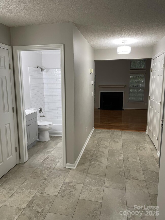 Building Photo - 19831 Henderson Rd