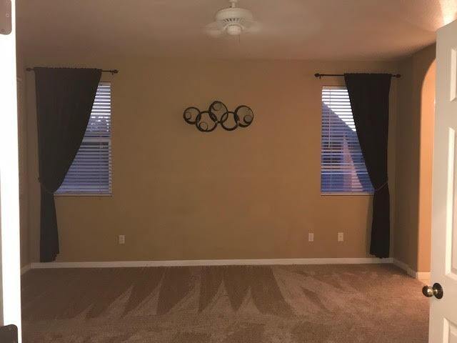 Building Photo - 301 Dragonfly Cir