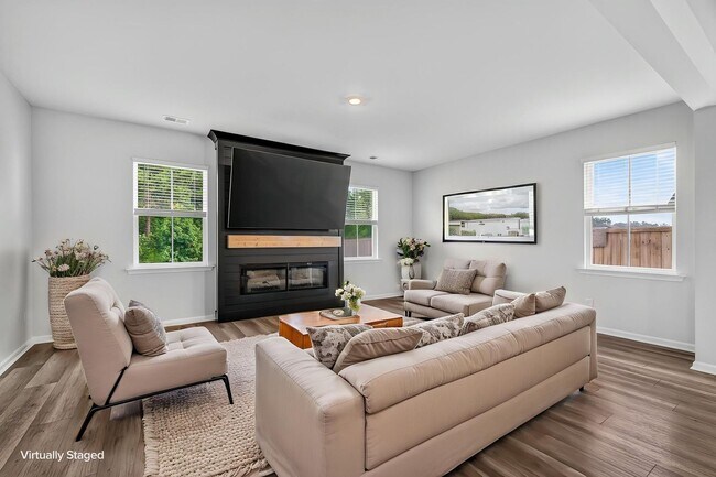 Building Photo - Modern Living in Summerville
