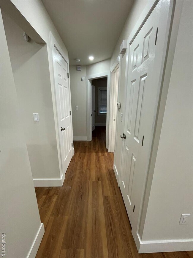 Building Photo - 8634 Patton St