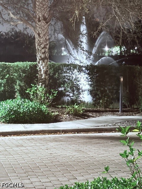 Building Photo - 8500 Violeta St