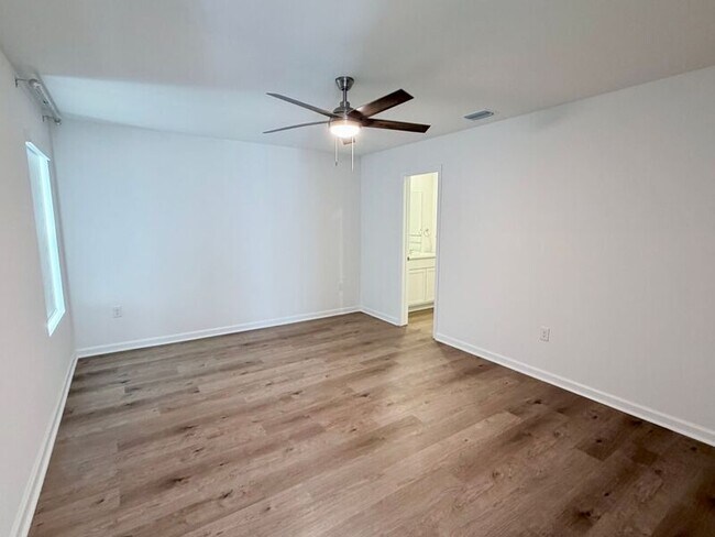 Building Photo - 5406 Horizons Edge Ln