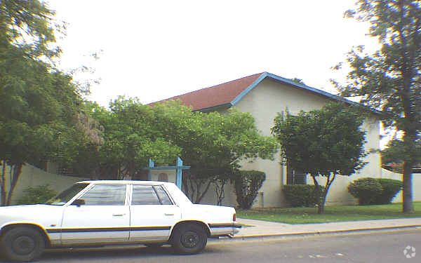 Building Photo - Southwest Villas