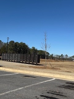 Building Photo - 144 Village Green Dr