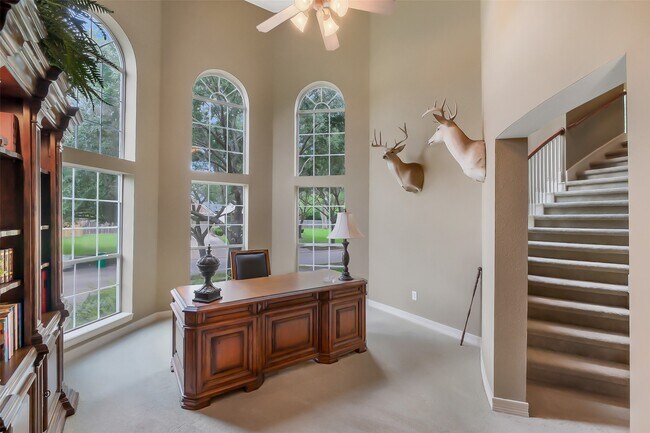 Building Photo - 2603 Little Lake Ct