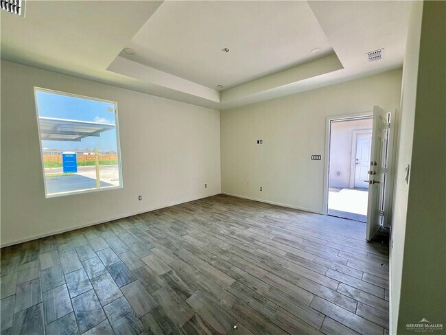 Building Photo - 1817 Monaco Dr