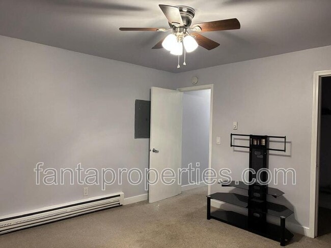 Building Photo - 24022 25th Ave S