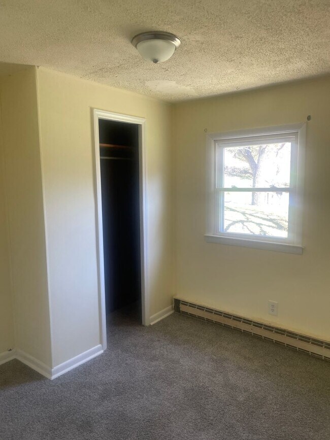 Building Photo - Highwater28