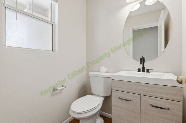 Building Photo - Beautiful Gilbert Home on a Corner Lot in Prime Location – Modern Comfort & Functional Living!