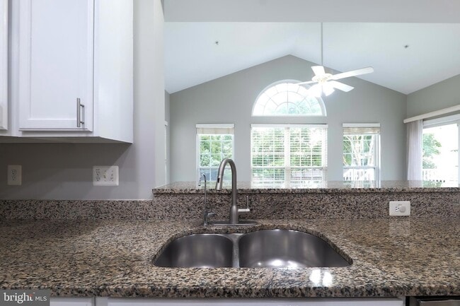 Building Photo - 7709 Killbarron Dr