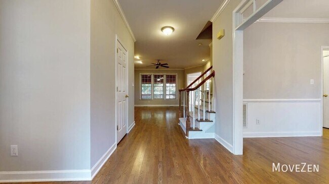 Building Photo - 203 Rose Valley Woods Dr