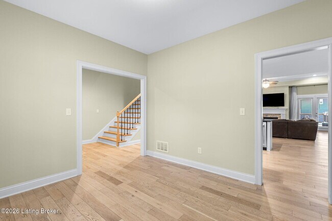 Building Photo - 825 Artisan Pkwy