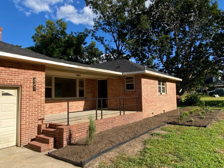 Building Photo - 4301 Chickahominy Ave