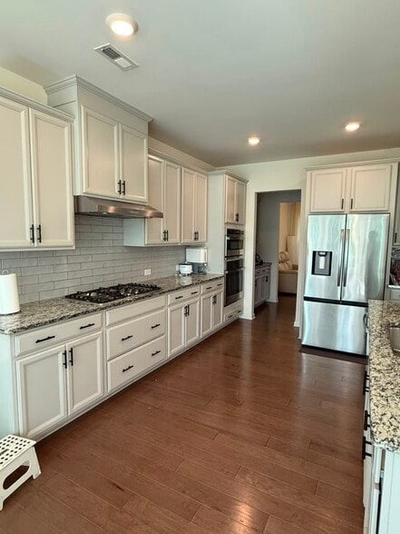 Building Photo - 17819 Summers Walk Blvd