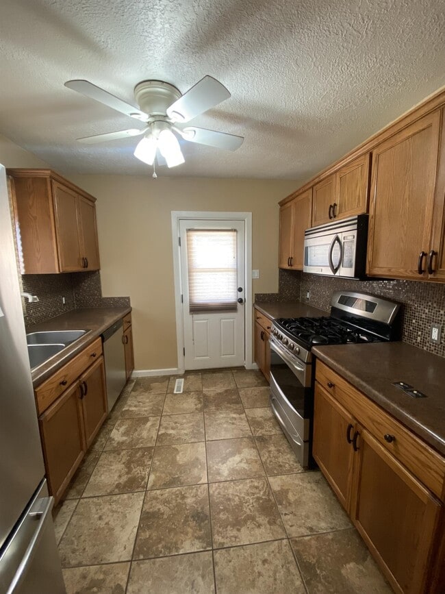 Building Photo - 2701 Monk Ct NW